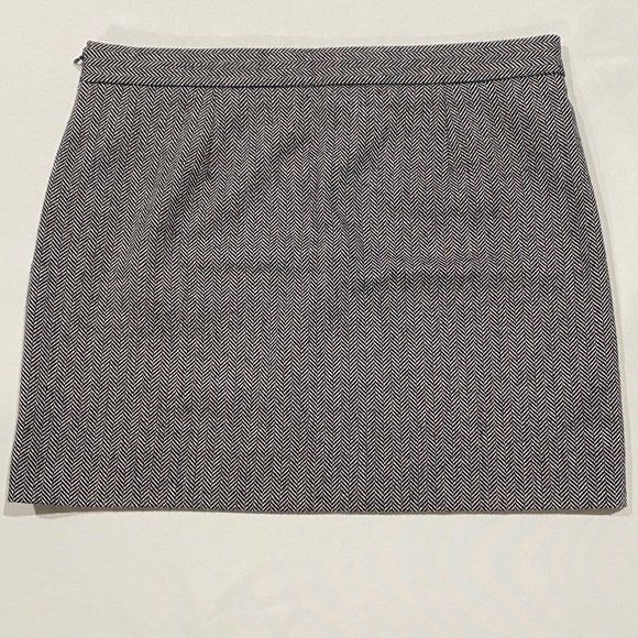 Gap Herringbone Mini Skirt SZ 10 - Picture 2 of 9